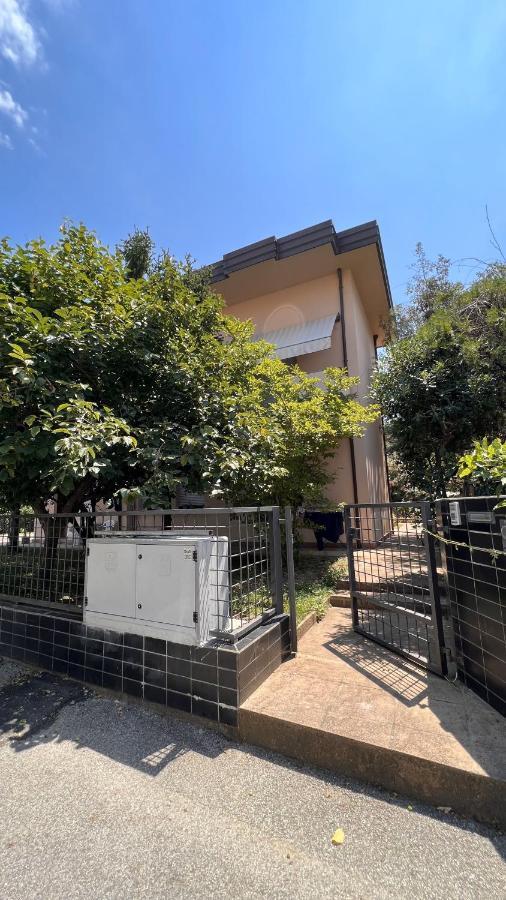 Appartamento Dre Marena Rimini Esterno foto